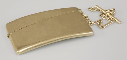 Lot 85 - A 9ct gold curved form card case