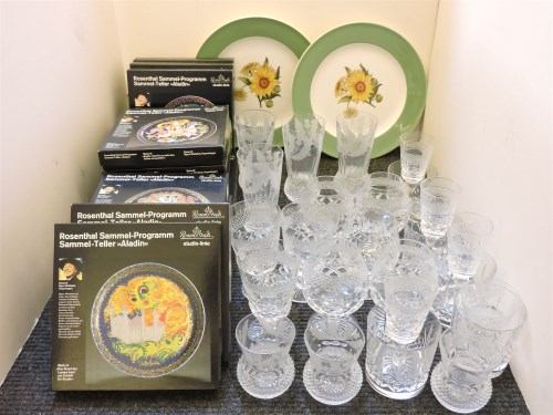 Lot 348 - A set of twelve Rosenthal Aladdin series plates