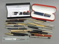 Lot 89 - A quantity of ballpoint and fountain pens