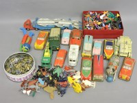 Lot 387 - A quantity of tin plate die cast toys