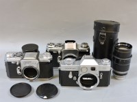 Lot 122 - A Leica flex body