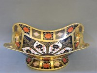 Lot 287 - A Royal Crown Derby Imari patterned twin handled rectangular fruit bowl