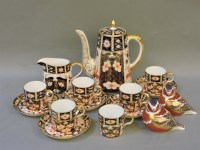 Lot 296 - A Royal Crown Derby Imari pattern coffee pot