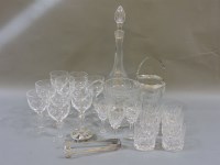 Lot 334 - Glassware