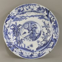 Lot 15 - A blue and white Dish