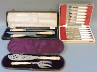 Lot 183 - Boxed Victorian silver fish servers