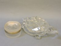 Lot 210 - A Lalique Daphne moulded glass powder box