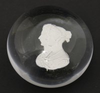 Lot 33 - A sulphide Paperweight