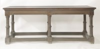 Lot 319 - An oak table