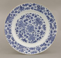 Lot 26 - A blue and white Plate