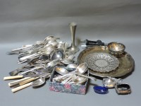 Lot 313 - A collection of mostly silver teaspoons