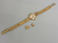 Lot 25 - A 9ct gold ladies Jaquet-Droz mechanical bracelet watch