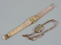 Lot 27 - A 9ct gold ladies Rotary mechanical bracelet watch