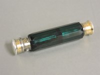 Lot 96 - A Sampson Mordan & Co double ended perfume bottle