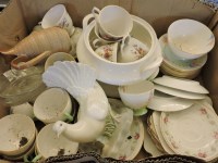 Lot 296 - Miscellaneous ceramics