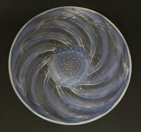 Lot 106 - A Lalique 'Poissons' opalescent glass plate