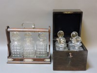 Lot 149 - A fitted decanter box