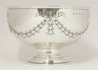 Lot 135 - A large silver bowl