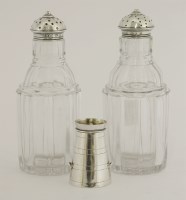Lot 189 - A Victorian silver novelty pepper modelled as a milk churn