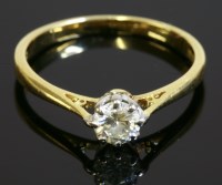 Lot 539 - An 18ct gold single stone diamond ring