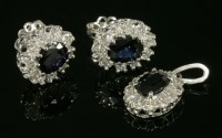 Lot 550 - A pair of white gold