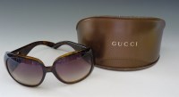 Lot 70 - A pair of Gucci sunglasses