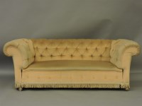 Lot 485 - A Victorian Chesterfield settee