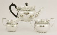 Lot 159 - An Edwardian silver matching three-piece tea set