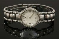 Lot 630 - A ladies' stainless steel