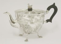 Lot 149 - A Victorian silver teapot