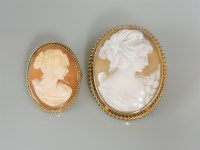 Lot 14 - A 9ct gold shell cameo brooch