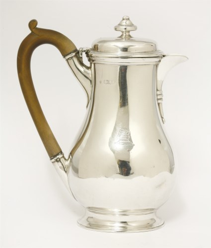 Lot 84 - A silver hot water jug