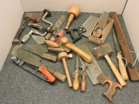 Lot 277 - A collection of woodworking tools