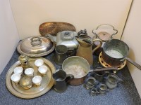 Lot 195 - A collection of metal wares