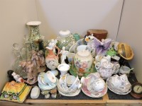 Lot 219 - A quantity of miscellaneous ceramics
