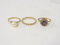 Lot 13 - A 9ct gold amethyst ring