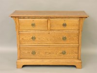 Lot 384 - An oak chest