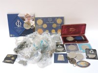 Lot 108 - A small quantity of coins