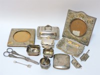 Lot 85 - Small silver items