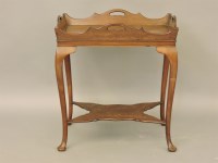 Lot 471 - A good quality mahogany side table