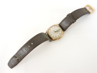 Lot 19 - A 9ct gold gentleman's Tudor mechanical strap watch