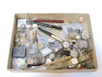 Lot 70 - A box of items
