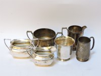Lot 113 - A silver cream jug and sugar bowl
