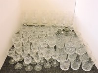 Lot 276 - A collection of modern glassware