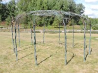 Lot 534 - A handcrafted arbour