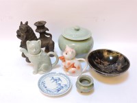Lot 212 - A collection of modern Chinese ceramics