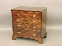 Lot 512 - A mahogany bachelor's chest