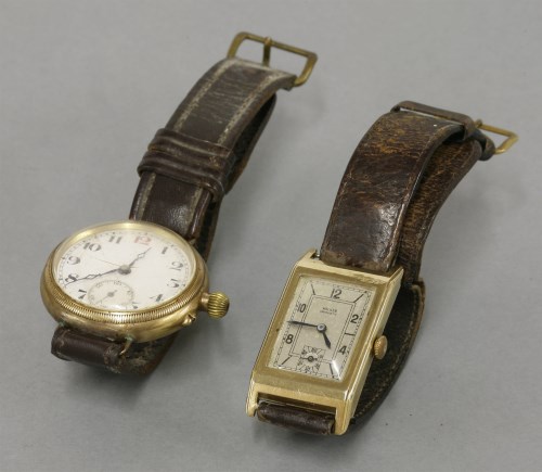 Lot 88 - An Art Deco gold gentleman's Walker Unbreakable mechanical strap watch
