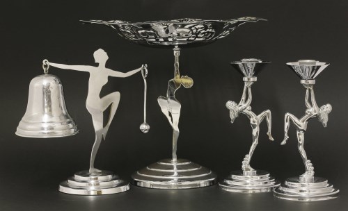 Lot 161 - A collection of chrome items