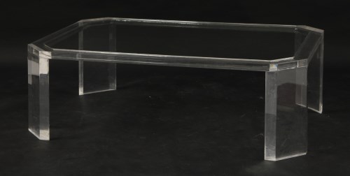 Lot 430 - A clear Lucite coffee table